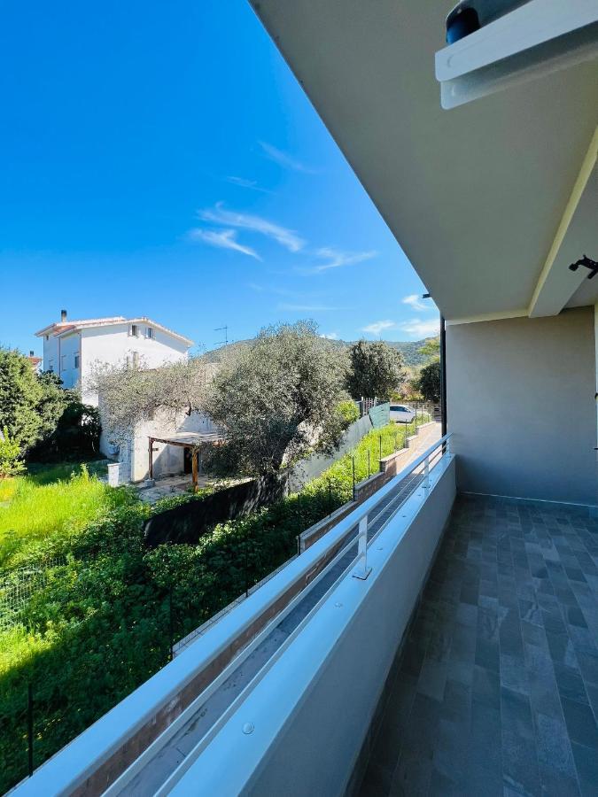 A Casa Di Tinny Barbusi エクステリア 写真